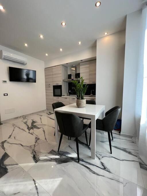 Appartamento Luxury Carrara מילאנו מראה חיצוני תמונה
